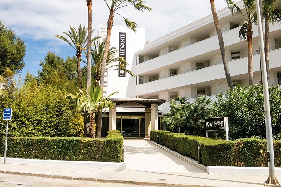 Globales Hotel 4*